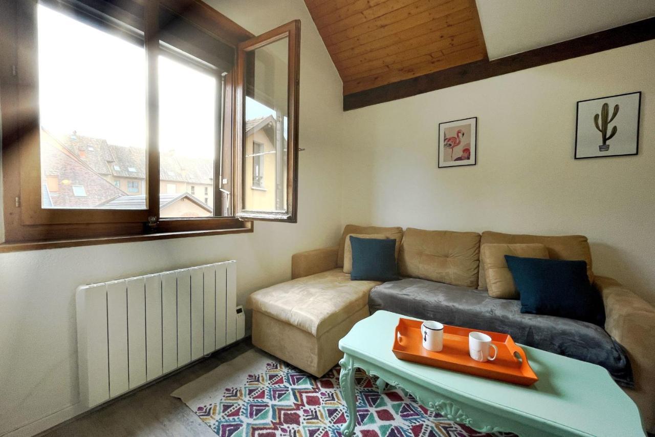 אנסי Apartment Historical City Center מראה חיצוני תמונה