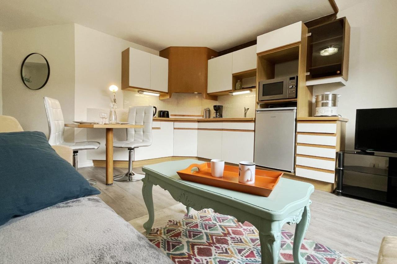 אנסי Apartment Historical City Center מראה חיצוני תמונה